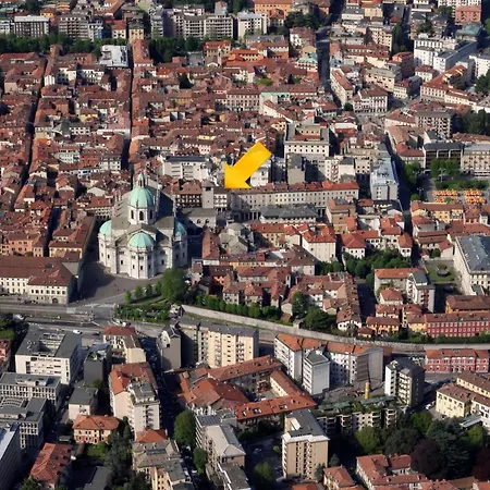 Piazza Duomo * Como