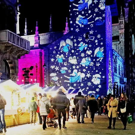 Piazza Duomo Amazing Lägenhet Como