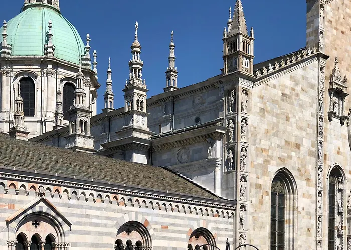 Piazza Duomo コモ